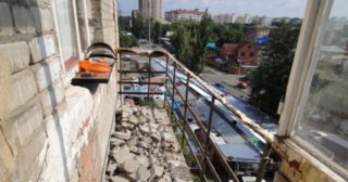 Демонтаж балкона Новомосковск, цена от 2934 руб.