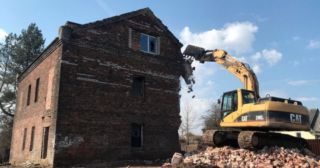 Демонтаж кирпичного дома Новомосковск, цена от 2934 руб.
