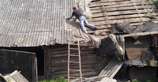 Демонтаж сарая с вывозом мусора в Новомосковске - цена от 1544 рублей профессиональные услуги
