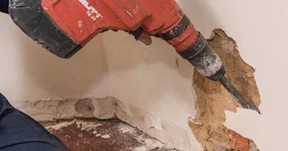 Демонтаж старой штукатурки в Новомосковске - стоимость от 361 рублей м2