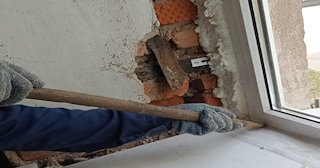 Демонтаж оконных откосов по выгодной цене от 515 руб. в Новомосковске - Сварной-Нвм