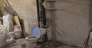 Демонтаж сантехкабины в панельном доме - цена от 1030 рублей | Сварной-Нвм